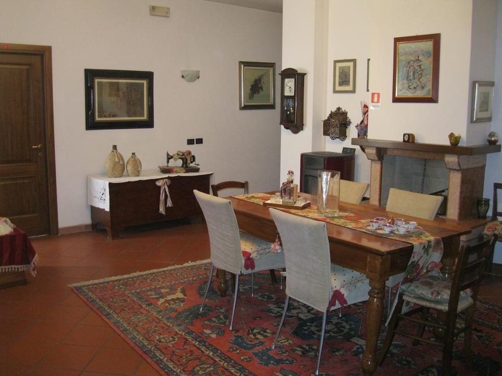 Trattoria Milani Hotel Lonato Eksteriør billede