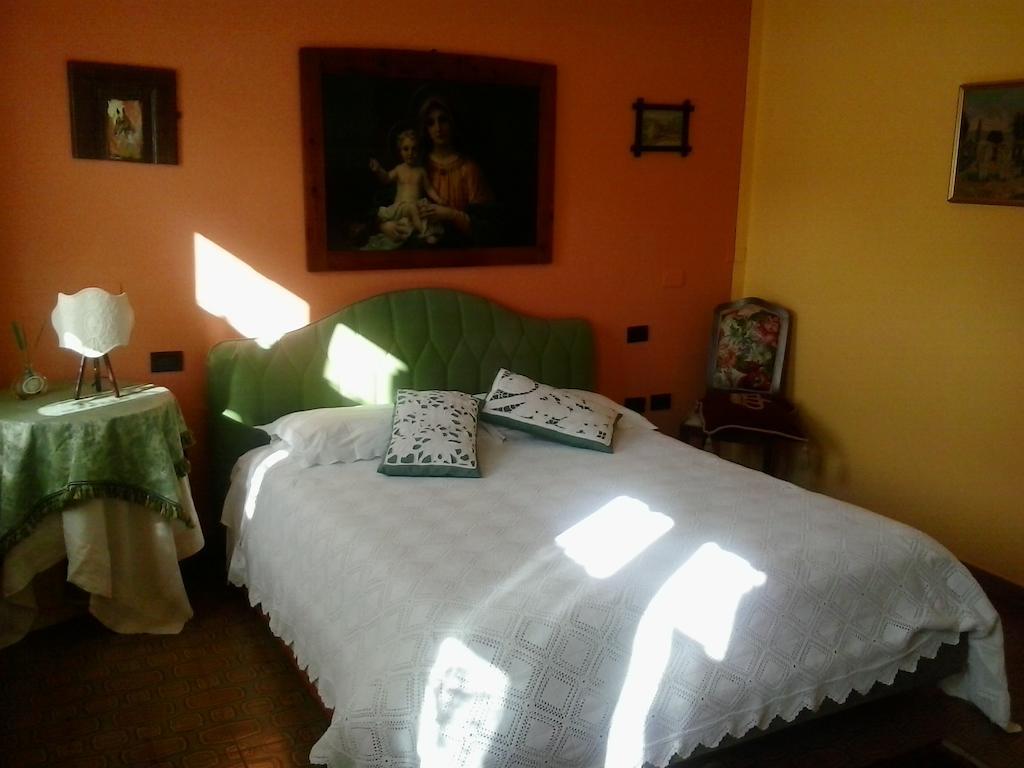 Trattoria Milani Hotel Lonato Værelse billede