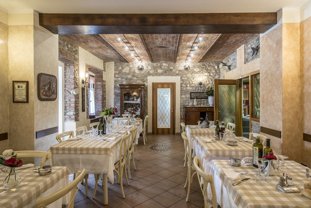 Trattoria Milani Hotel Lonato Eksteriør billede